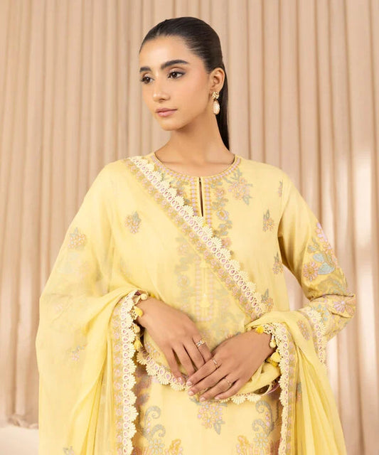 3 Piece - Embroidered Lawn Suit