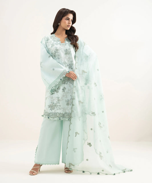 3 Piece - Embroidered Lawn Suit