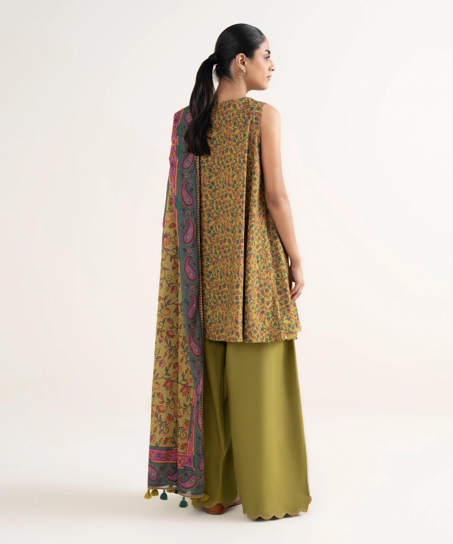 3 Piece - Embroidered Lawn Suit