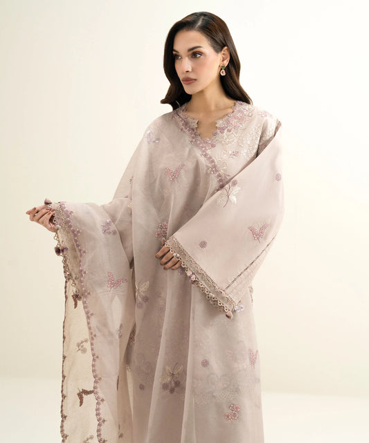 3 Piece - Embroidered Lawn Suit