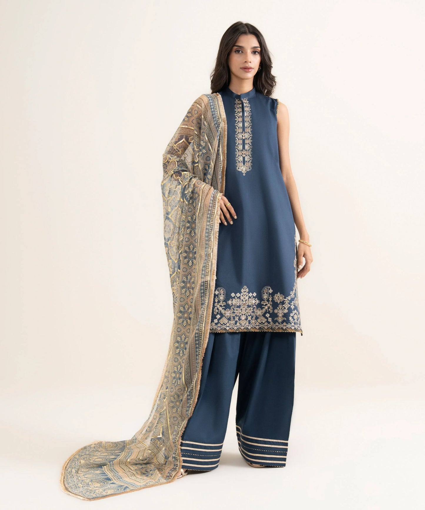 3 Piece - Embroidered Lawn Suit
