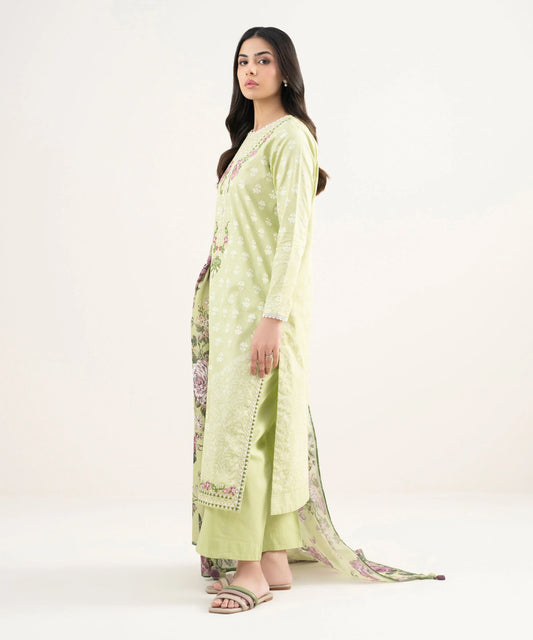 3 Piece - Embroidered Lawn Suit