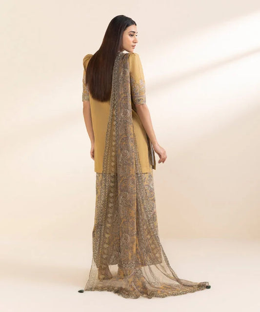 3 Piece - Embroidered Lawn Suit