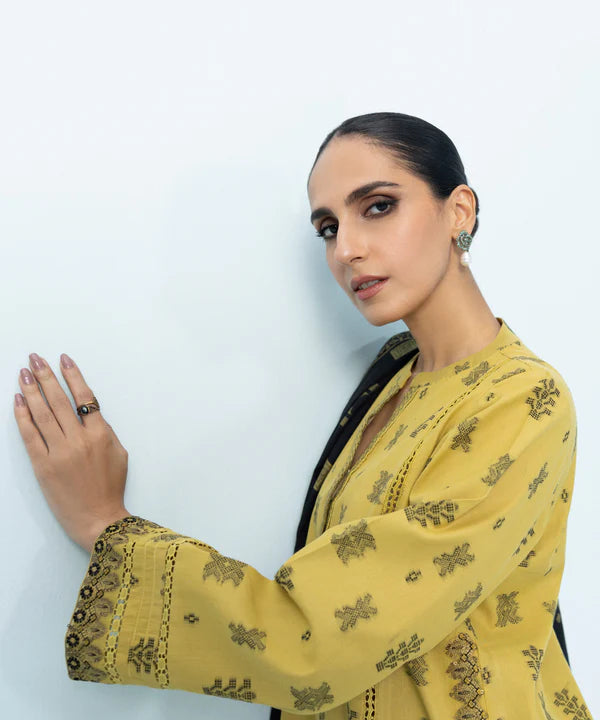 3 Piece - Embroidered Jacquard Suit